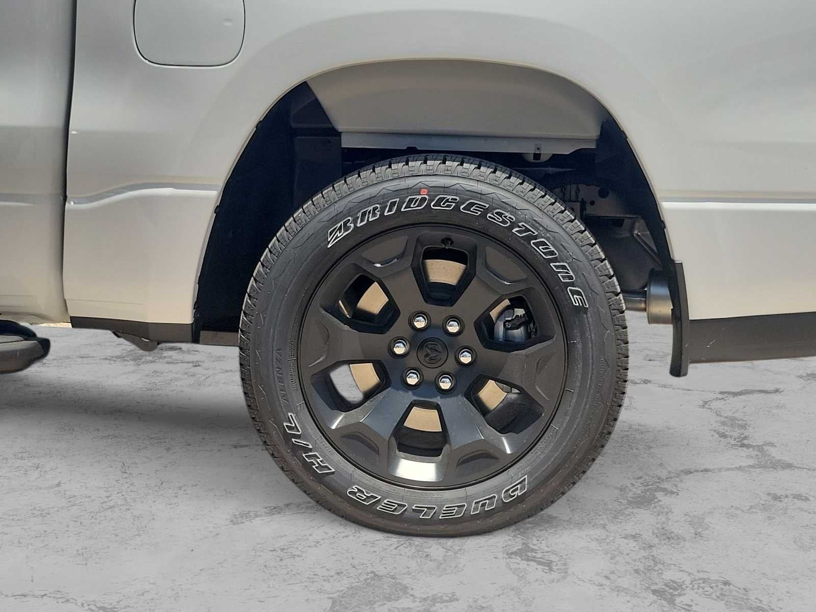 2026 RAM 1500 RAM 1500 EXPRESS CREW CAB 4X4 5'7' BOX