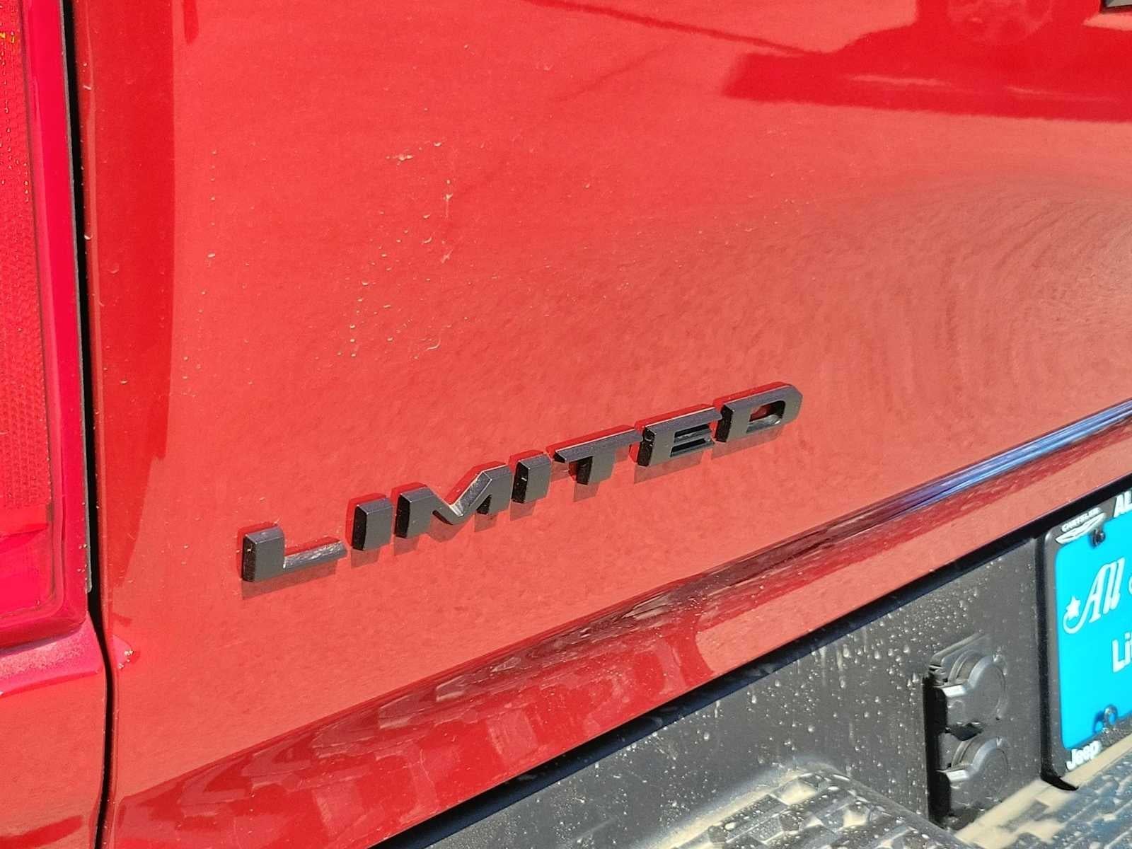 2026 RAM Ram 1500 RAM 1500 LIMITED CREW CAB 4X4 5'7' BOX