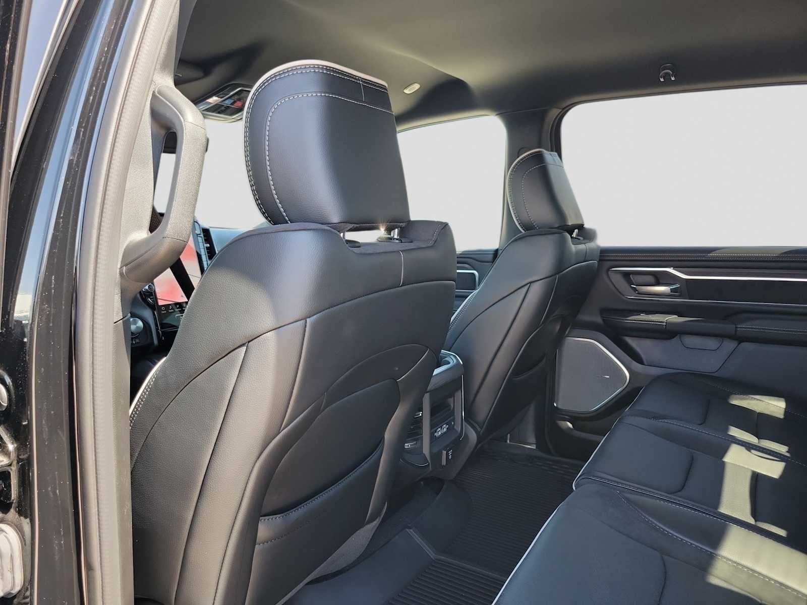 2026 RAM 1500 RAM 1500 LARAMIE CREW CAB 4X4 5'7' BOX