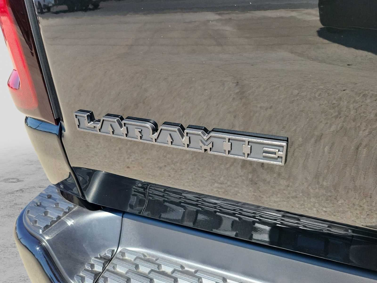 2026 RAM 1500 RAM 1500 LARAMIE CREW CAB 4X4 5'7' BOX