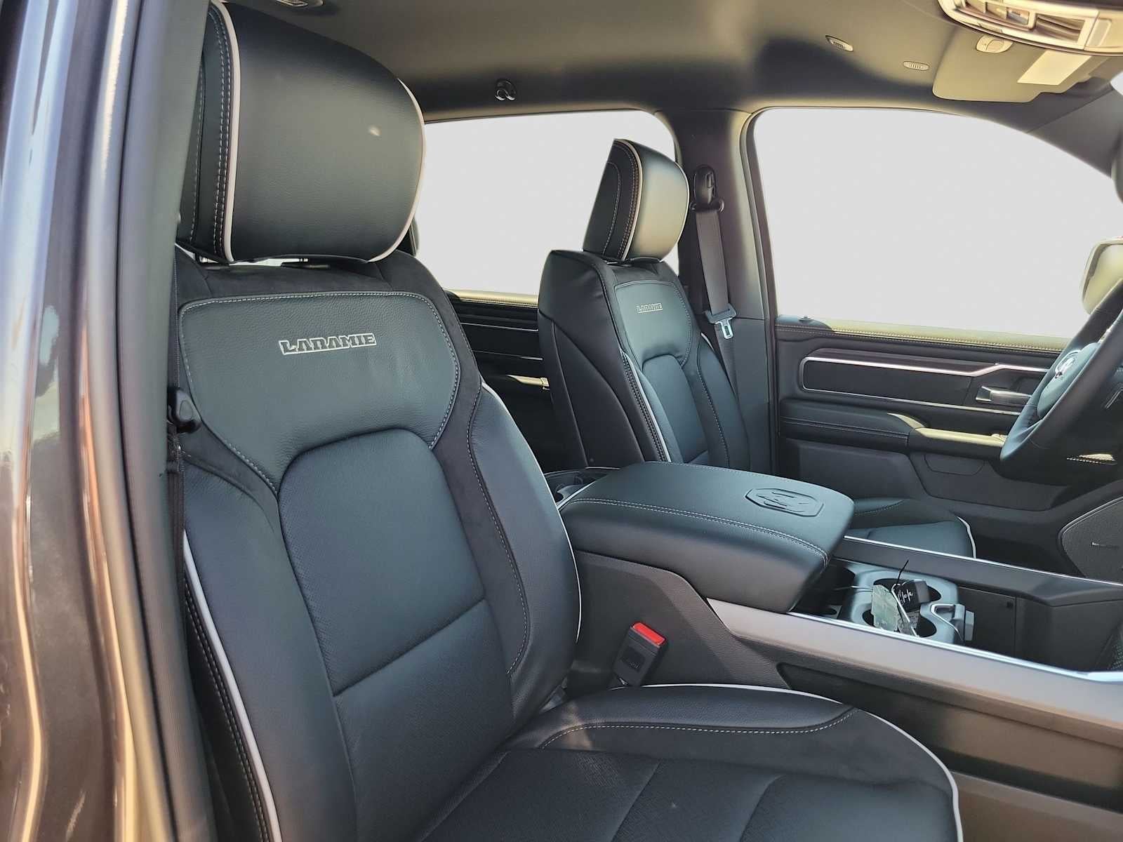 2026 RAM 1500 RAM 1500 LARAMIE CREW CAB 4X4 5'7' BOX