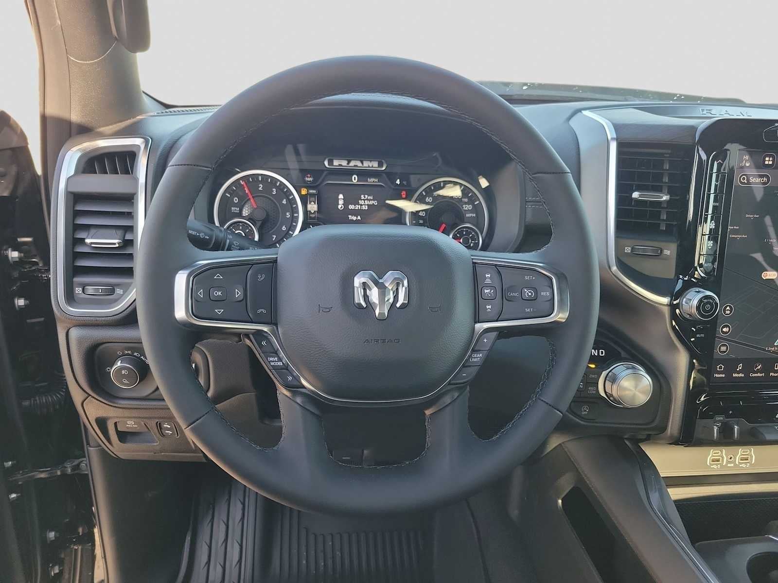 2026 RAM 1500 RAM 1500 LARAMIE CREW CAB 4X4 5'7' BOX