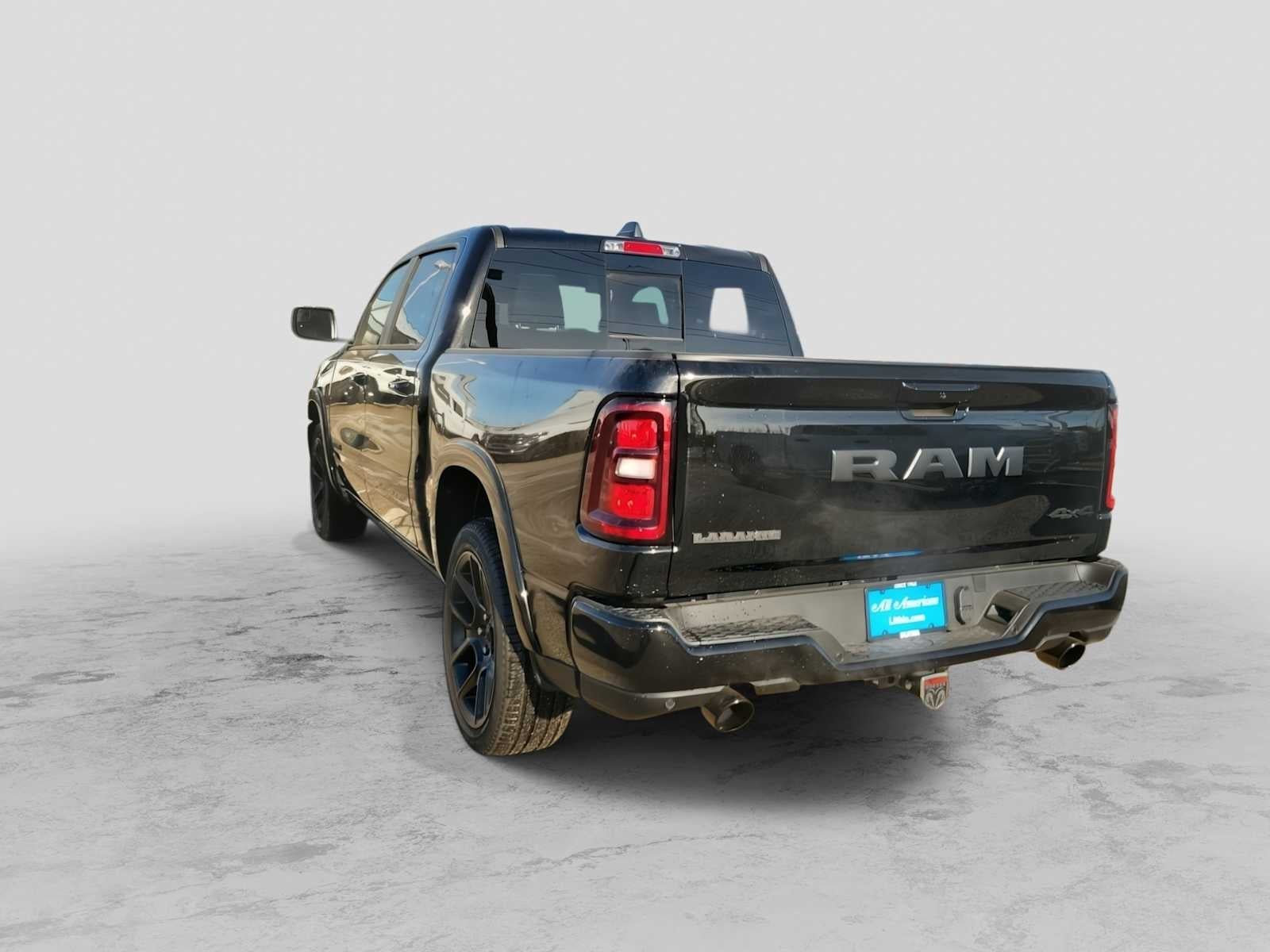 2026 RAM 1500 RAM 1500 LARAMIE CREW CAB 4X4 5'7' BOX