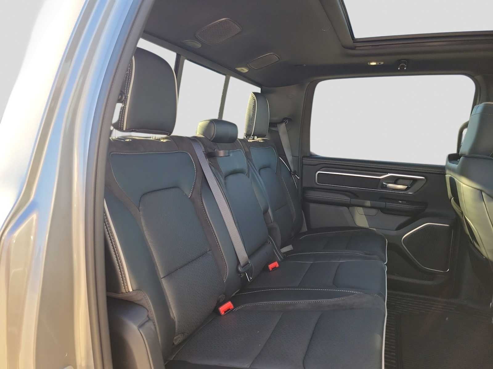 2026 RAM 1500 RAM 1500 LARAMIE CREW CAB 4X4 5'7' BOX