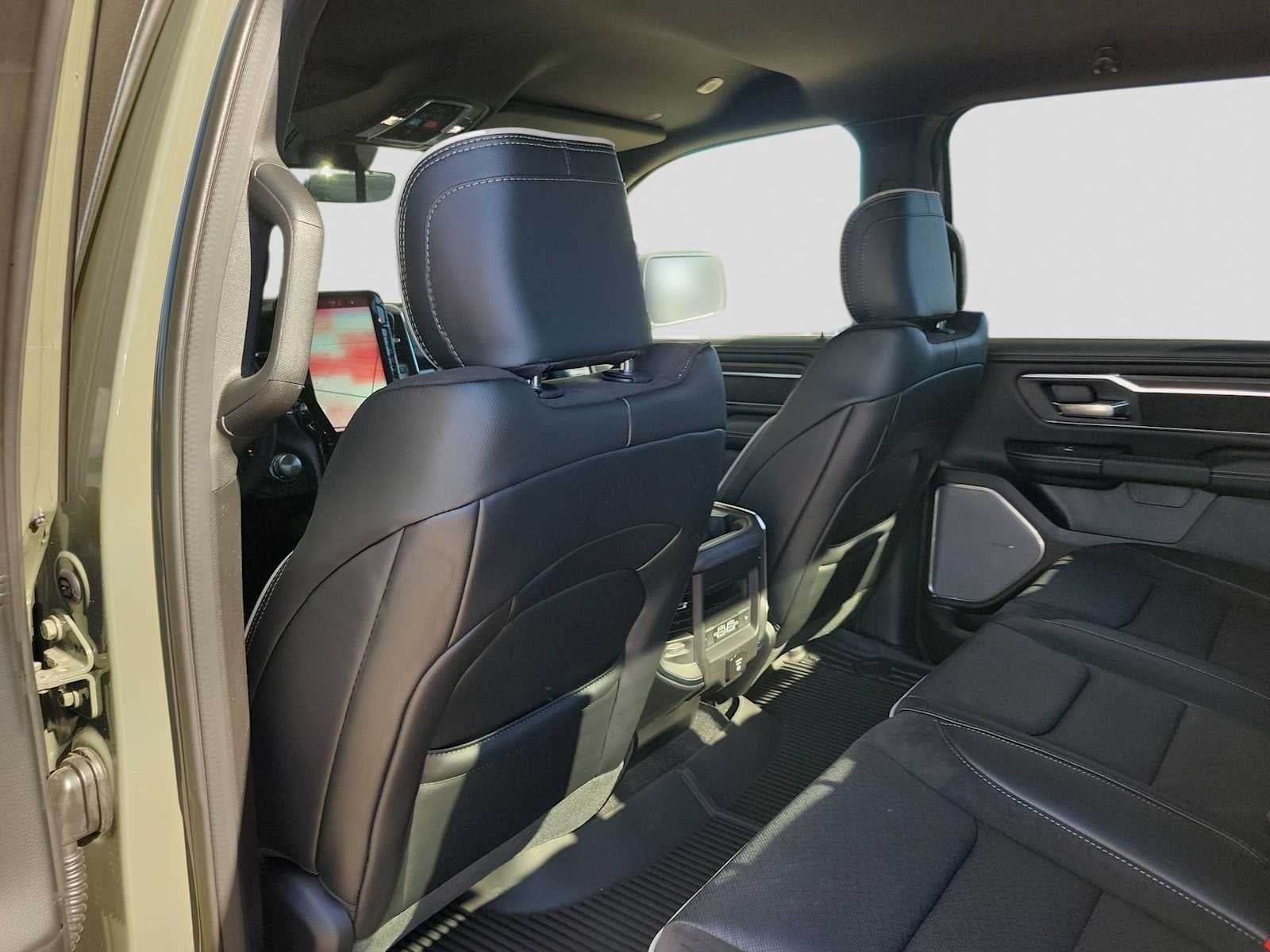 2026 RAM 1500 RAM 1500 LARAMIE CREW CAB 4X4 5'7' BOX