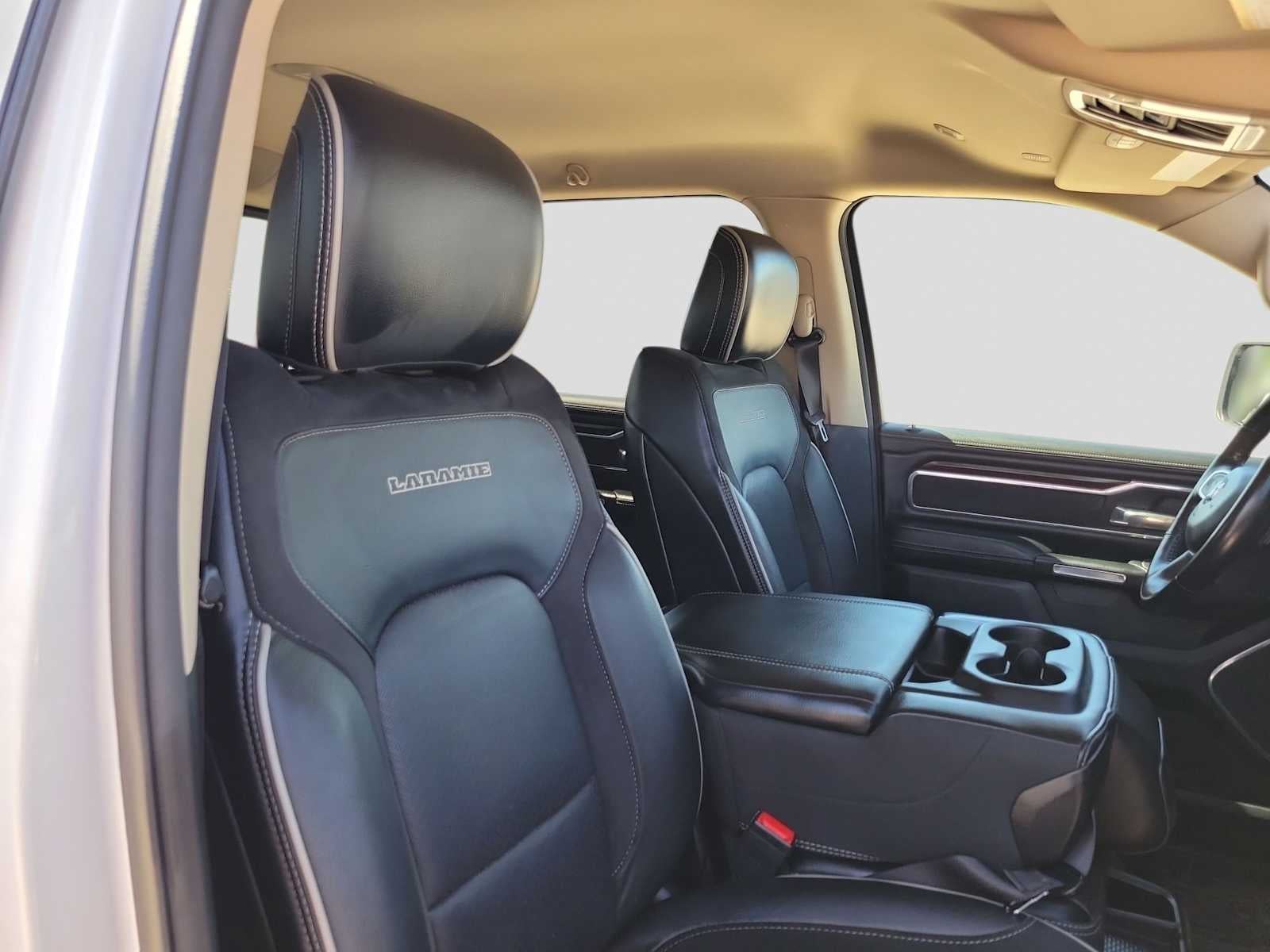2021 RAM 1500 Laramie Crew Cab 4x4 5'7' Box