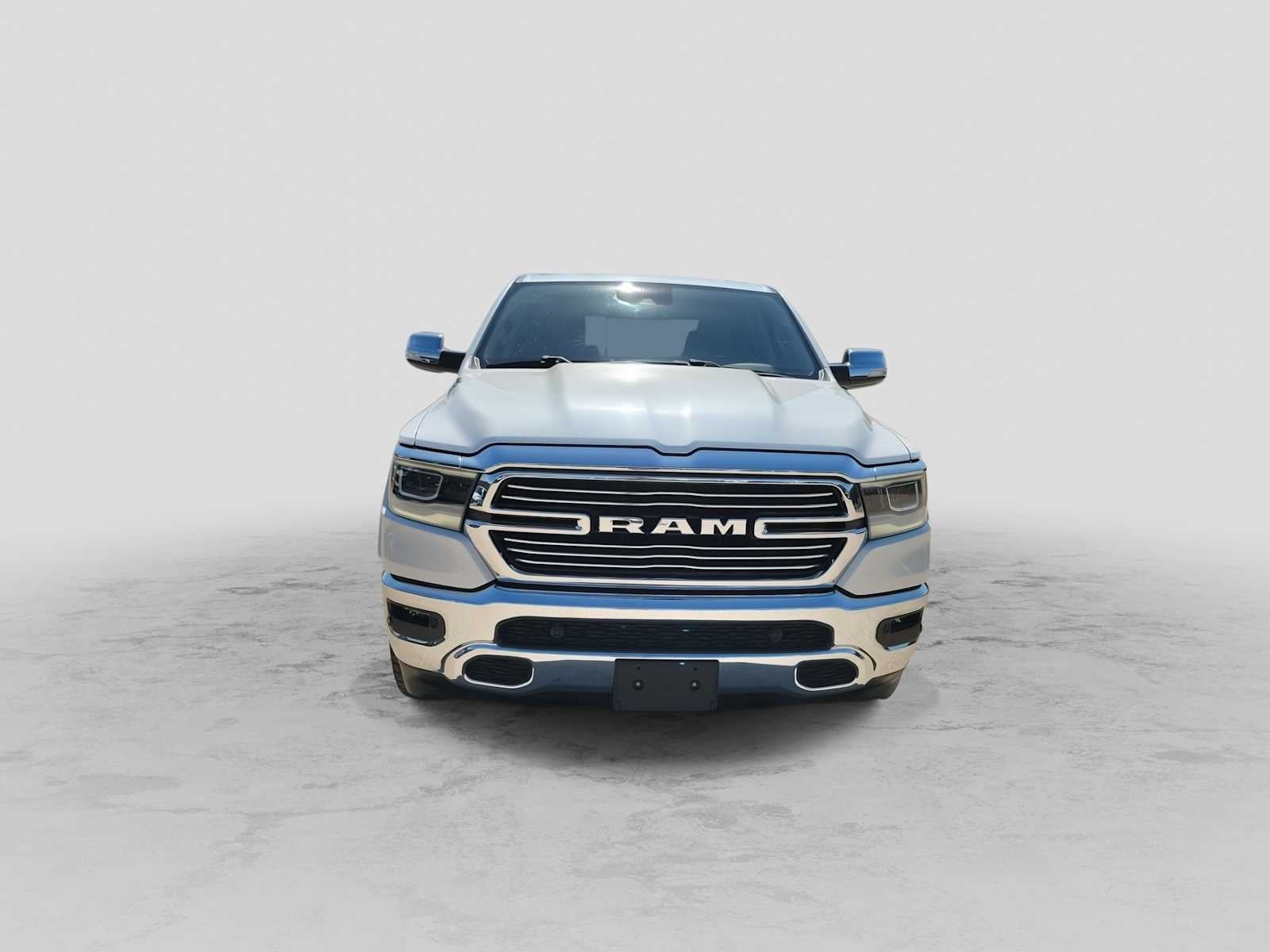 2021 RAM 1500 Laramie Crew Cab 4x4 5'7' Box