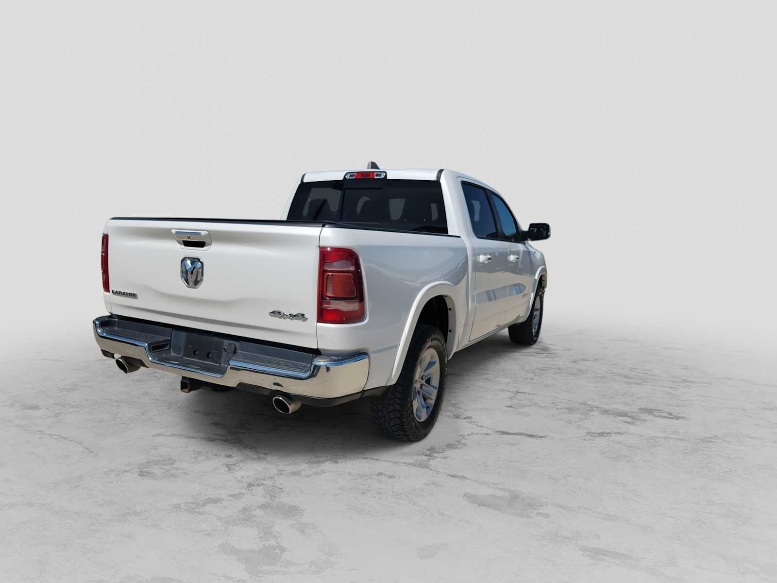 2021 RAM 1500 Laramie Crew Cab 4x4 5'7' Box