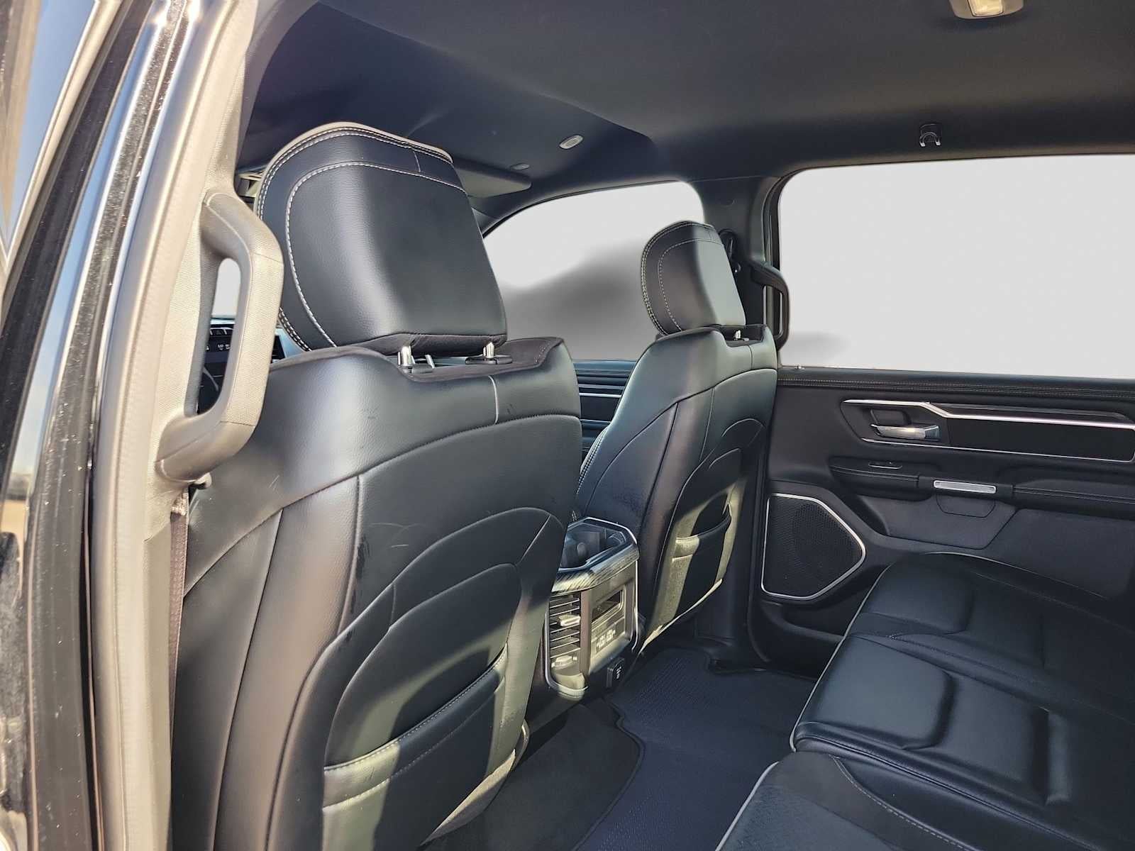 2023 RAM 1500 Laramie Crew Cab 4x4 5'7' Box
