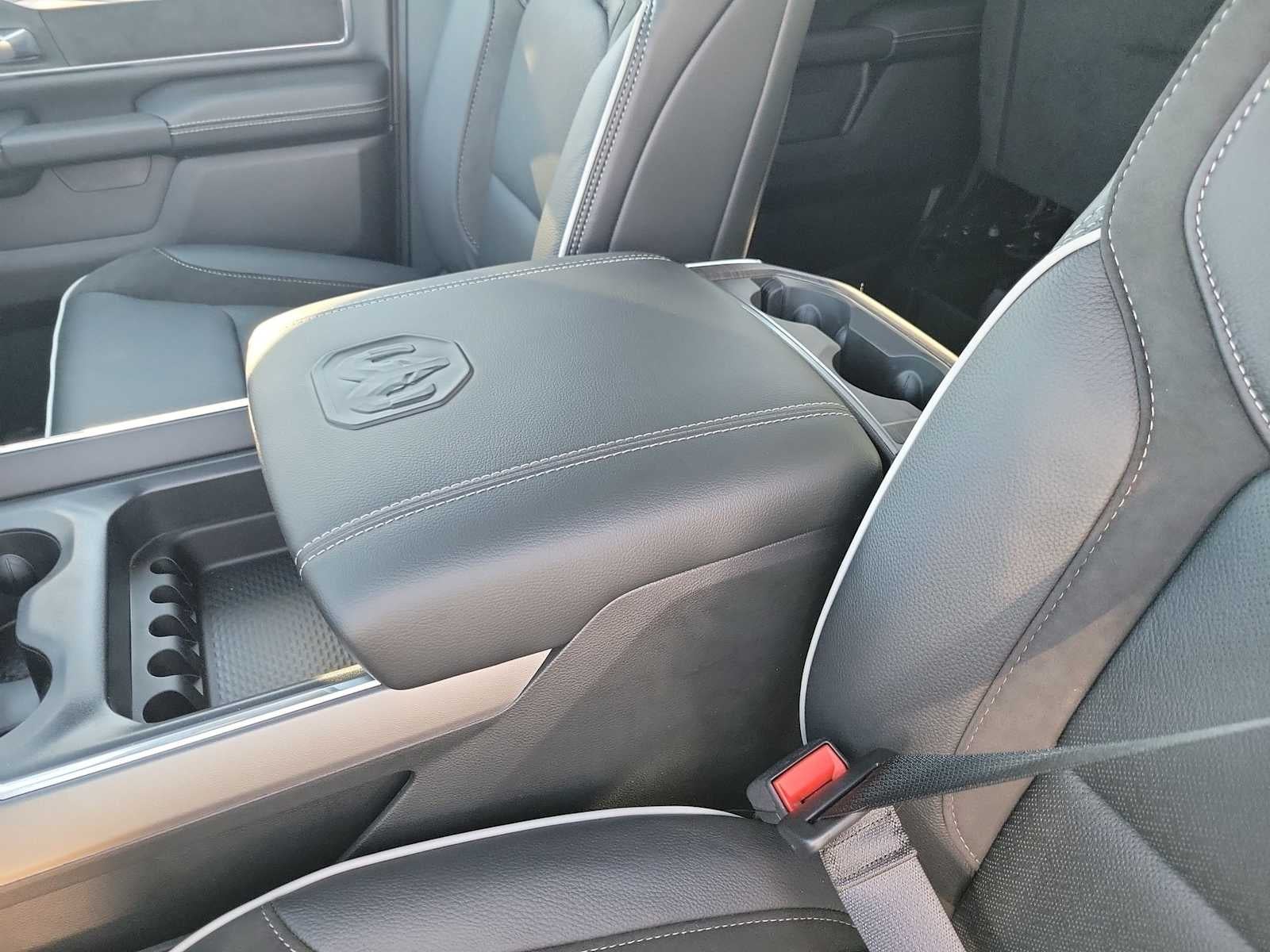 2026 RAM 1500 RAM 1500 LARAMIE CREW CAB 4X4 5'7' BOX