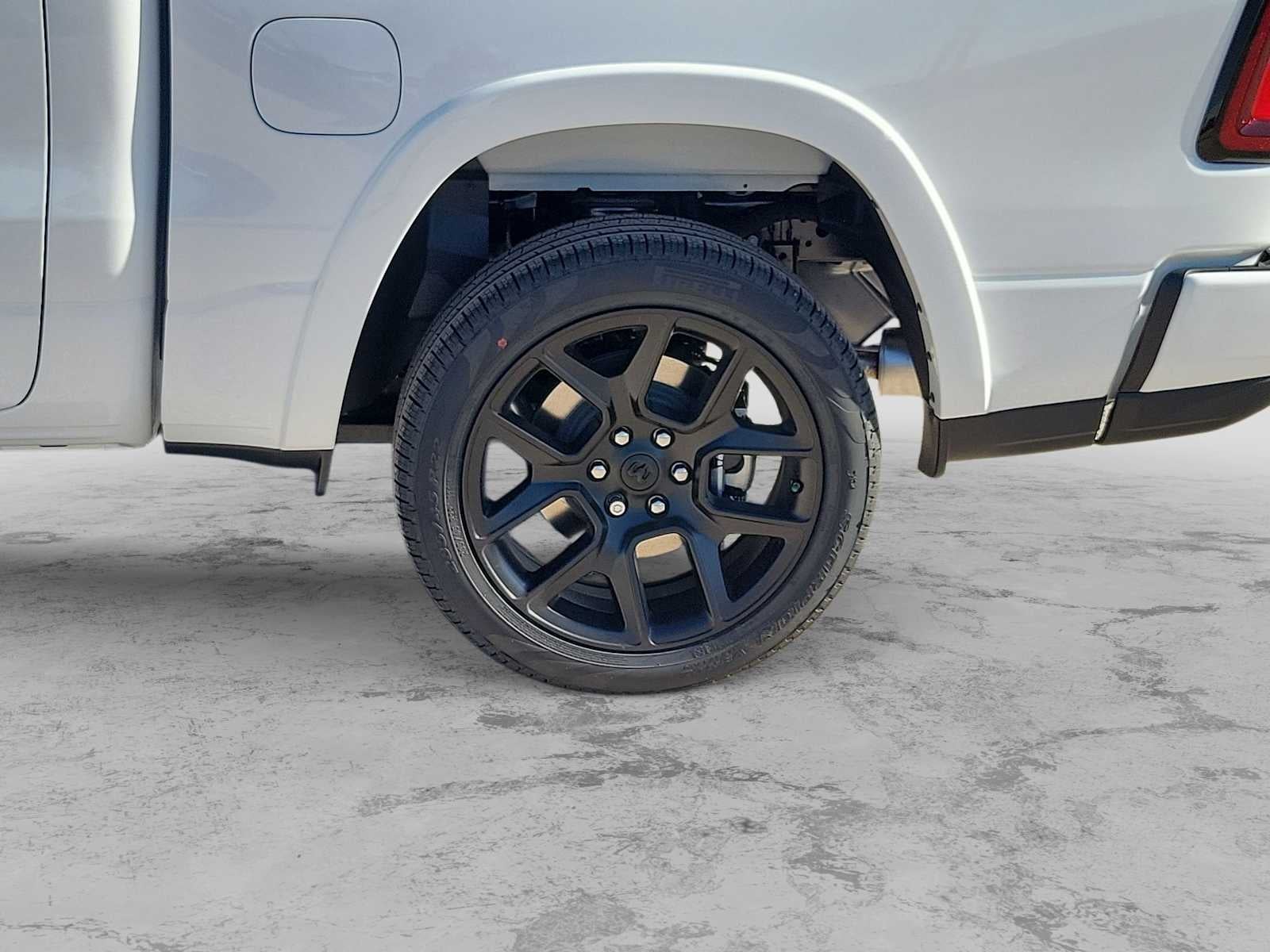 2026 RAM 1500 RAM 1500 LARAMIE CREW CAB 4X4 5'7' BOX