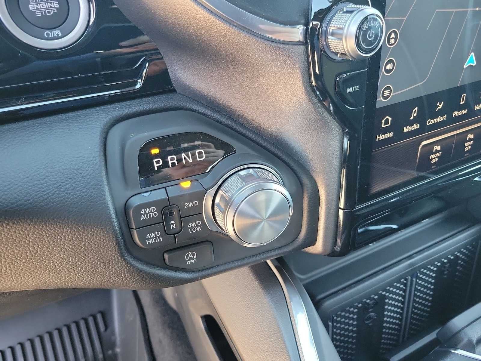 2026 RAM 1500 RAM 1500 LARAMIE CREW CAB 4X4 5'7' BOX