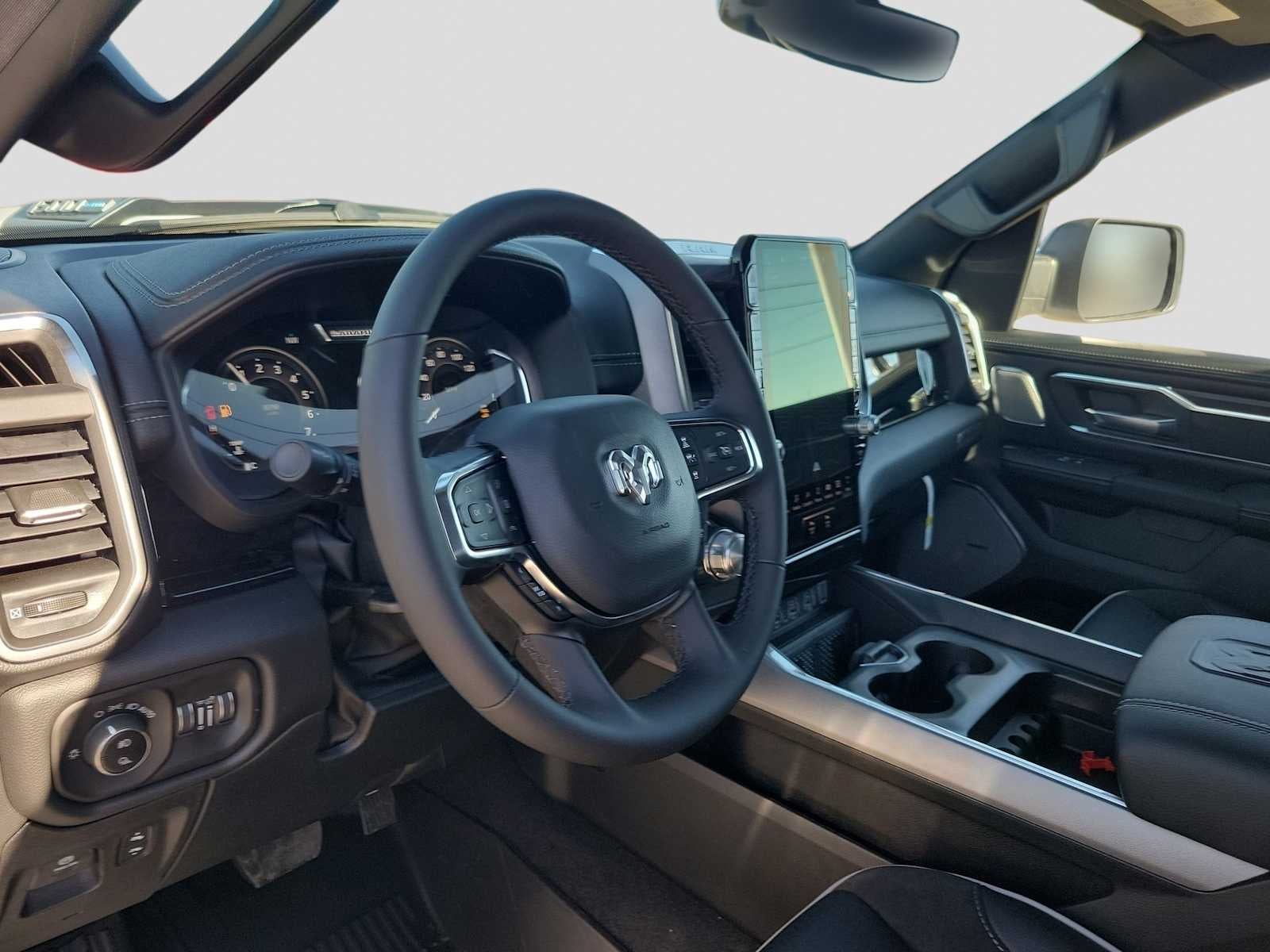 2026 RAM 1500 RAM 1500 LARAMIE CREW CAB 4X4 5'7' BOX