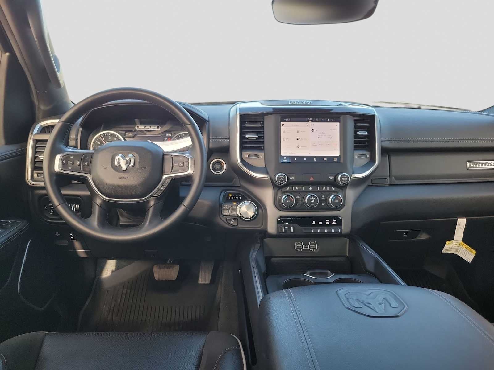 2022 RAM 1500 Laramie Crew Cab 4x4 6'4' Box