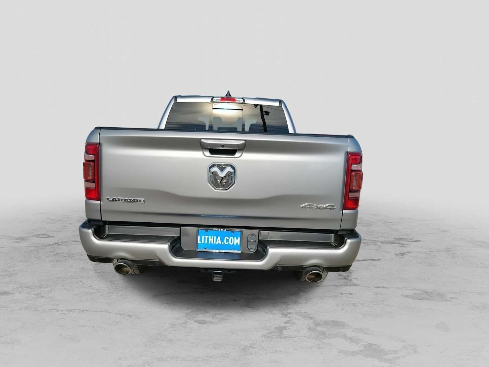 2022 RAM 1500 Laramie Crew Cab 4x4 6'4' Box