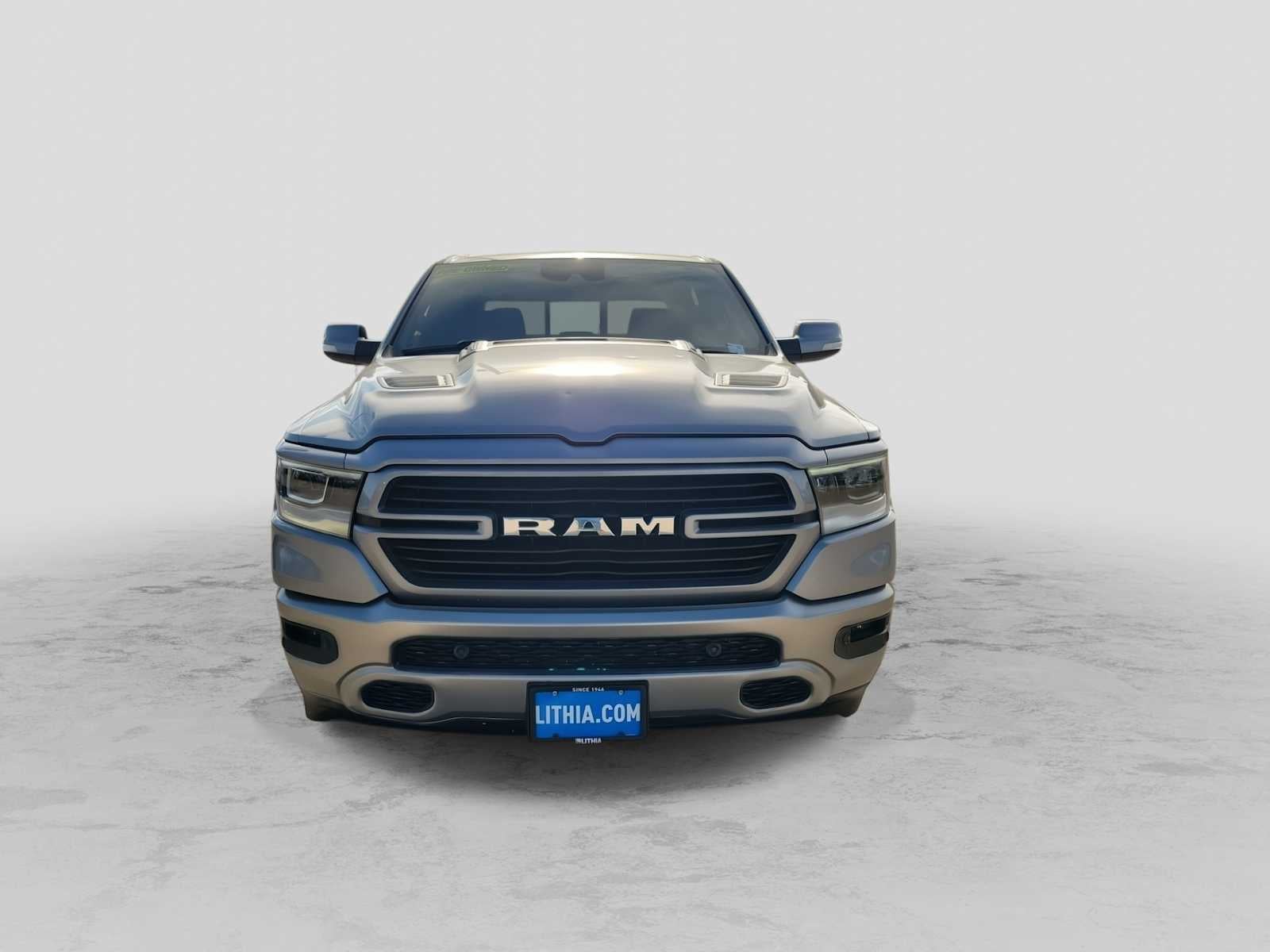 2022 RAM 1500 Laramie Crew Cab 4x4 6'4' Box