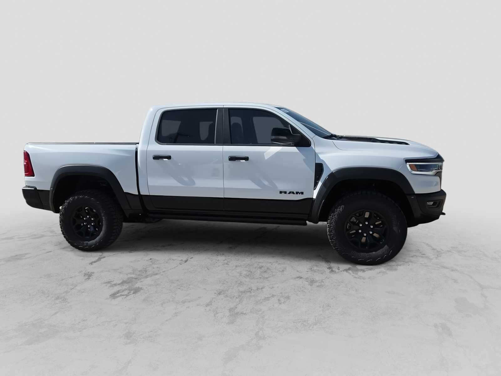2026 RAM 1500 RAM 1500 RHO CREW CAB 4X4 5'7' BOX