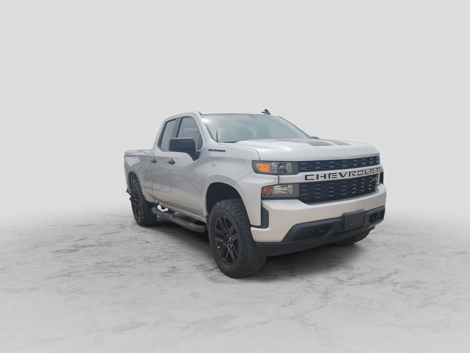 2022 Chevrolet Silverado 1500 LTD 4WD Double Cab Standard Bed Custom