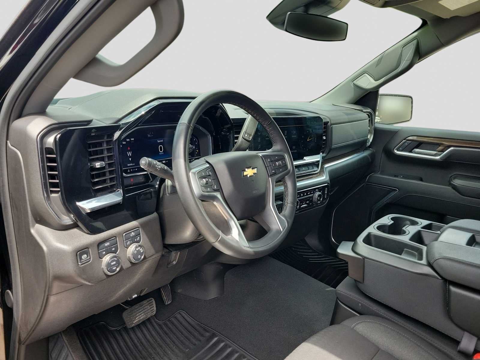 2025 Chevrolet Silverado 1500 4WD Crew Cab Standard Bed LT