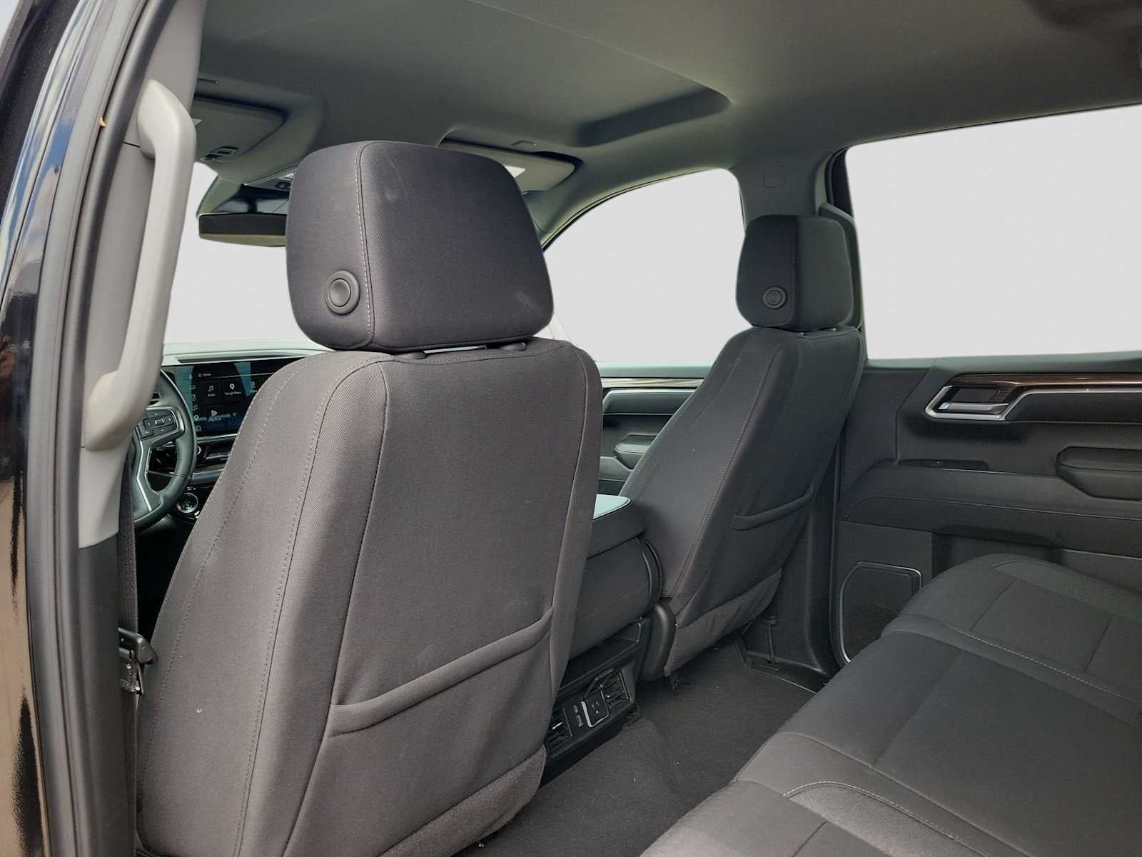 2025 Chevrolet Silverado 1500 4WD Crew Cab Standard Bed LT