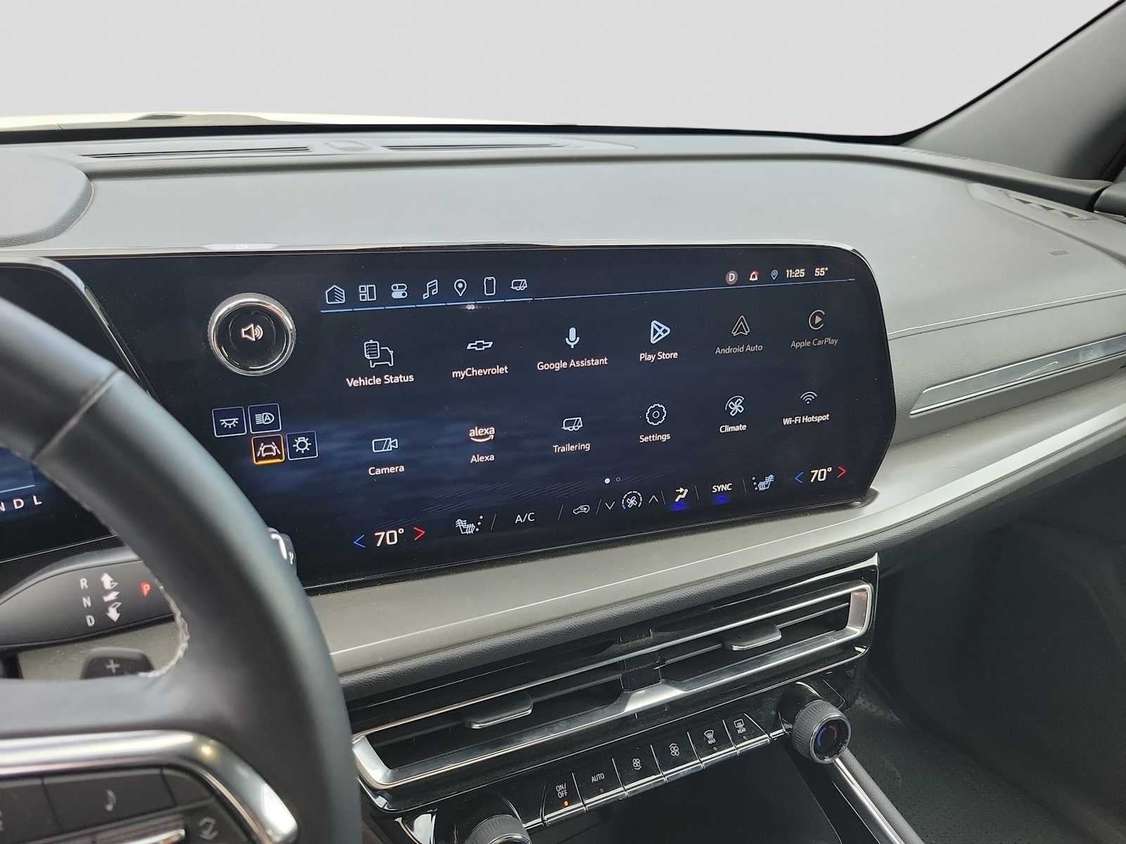 2025 Chevrolet Traverse FWD LT