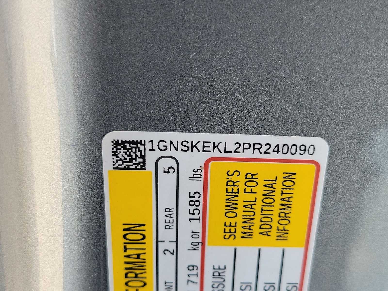 2023 Chevrolet Suburban 4WD RST