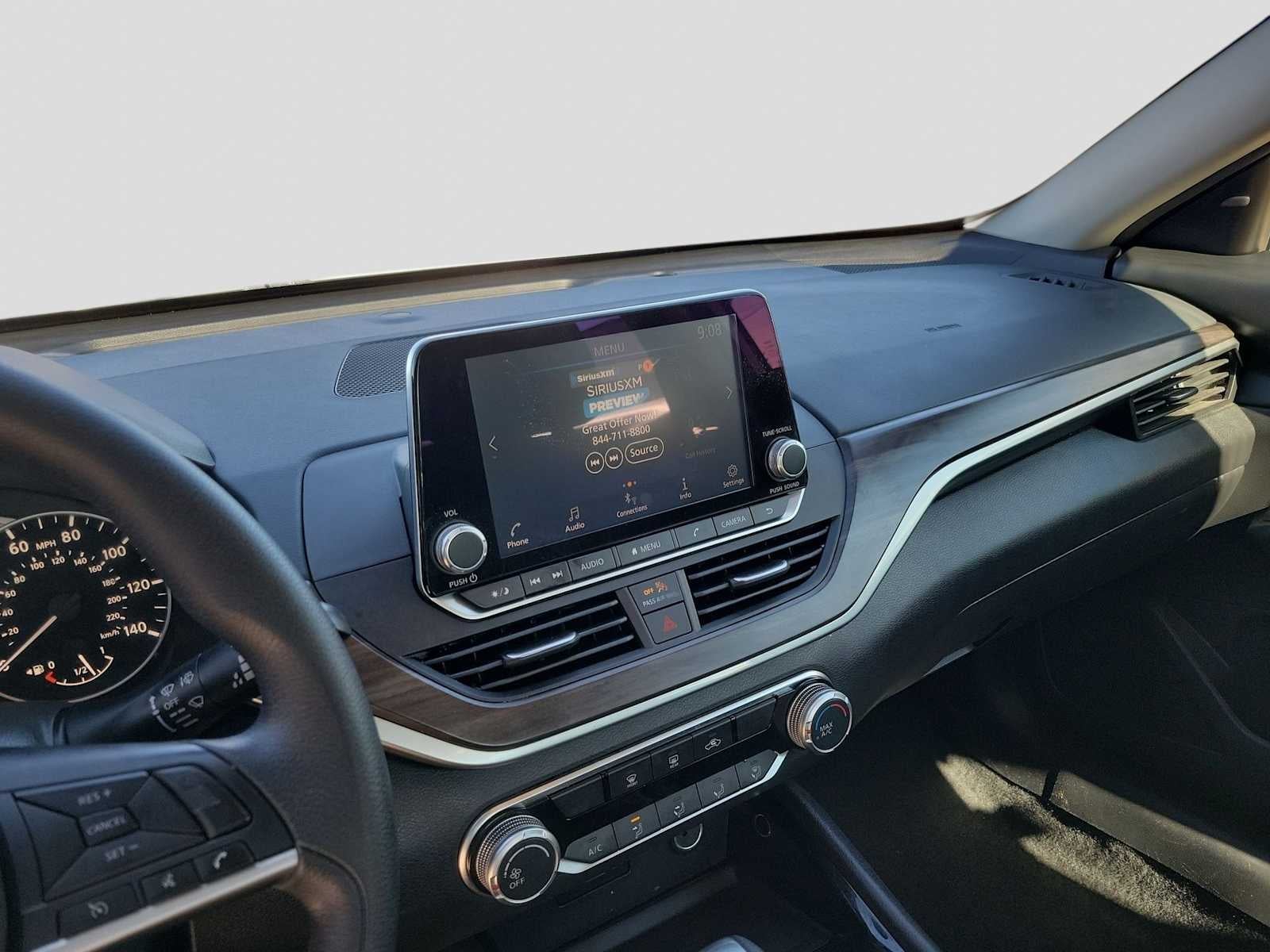 2024 Nissan Altima SV FWD