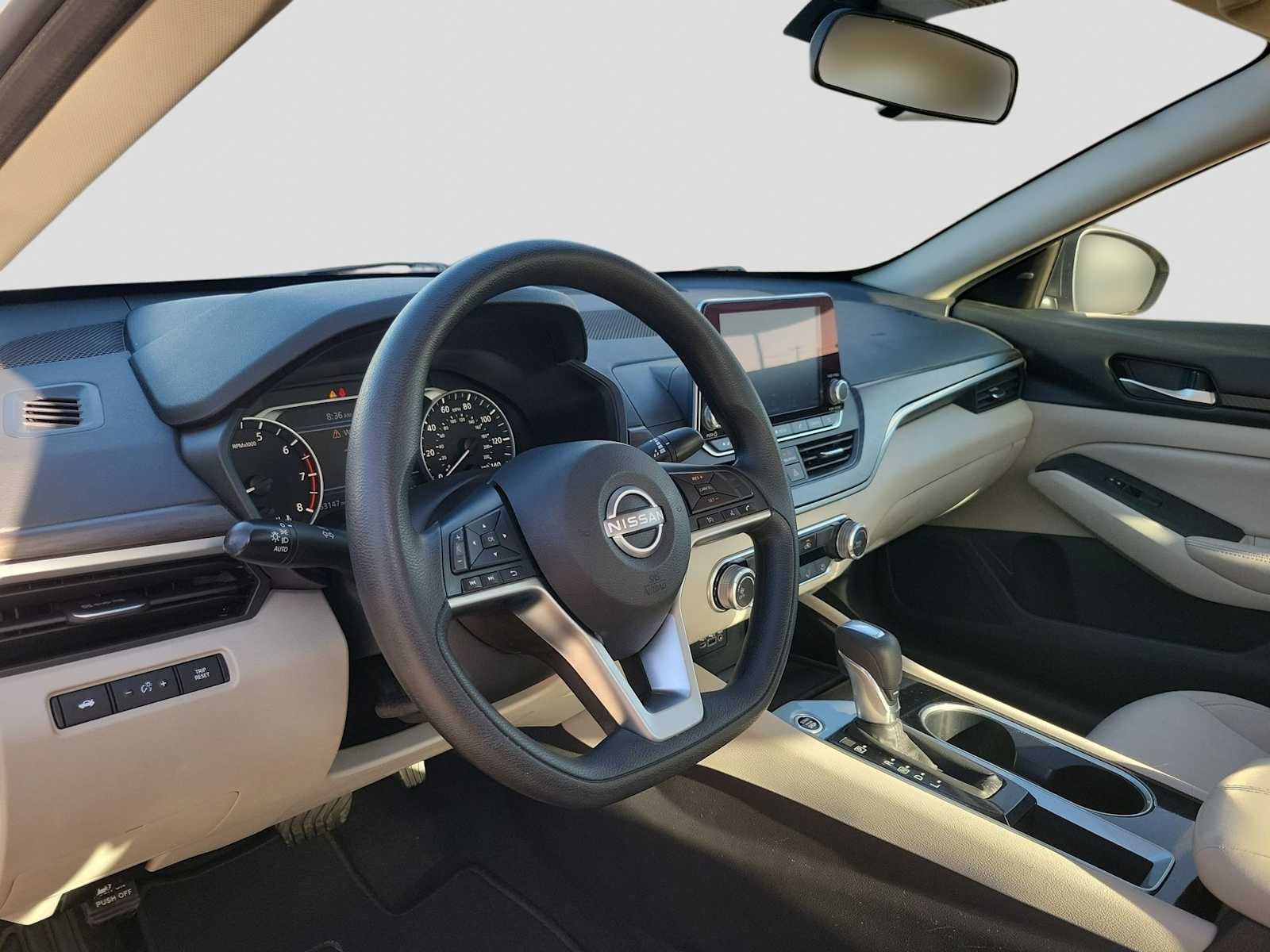 2024 Nissan Altima SV FWD