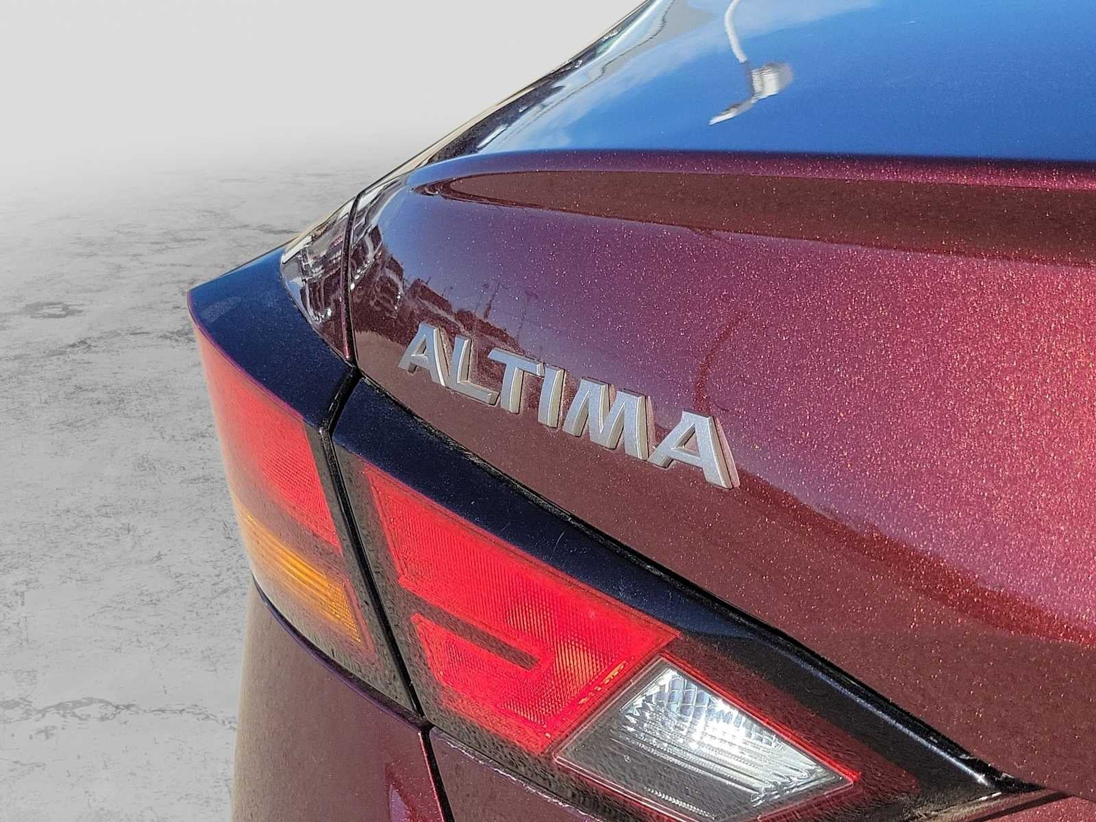 2024 Nissan Altima SV FWD