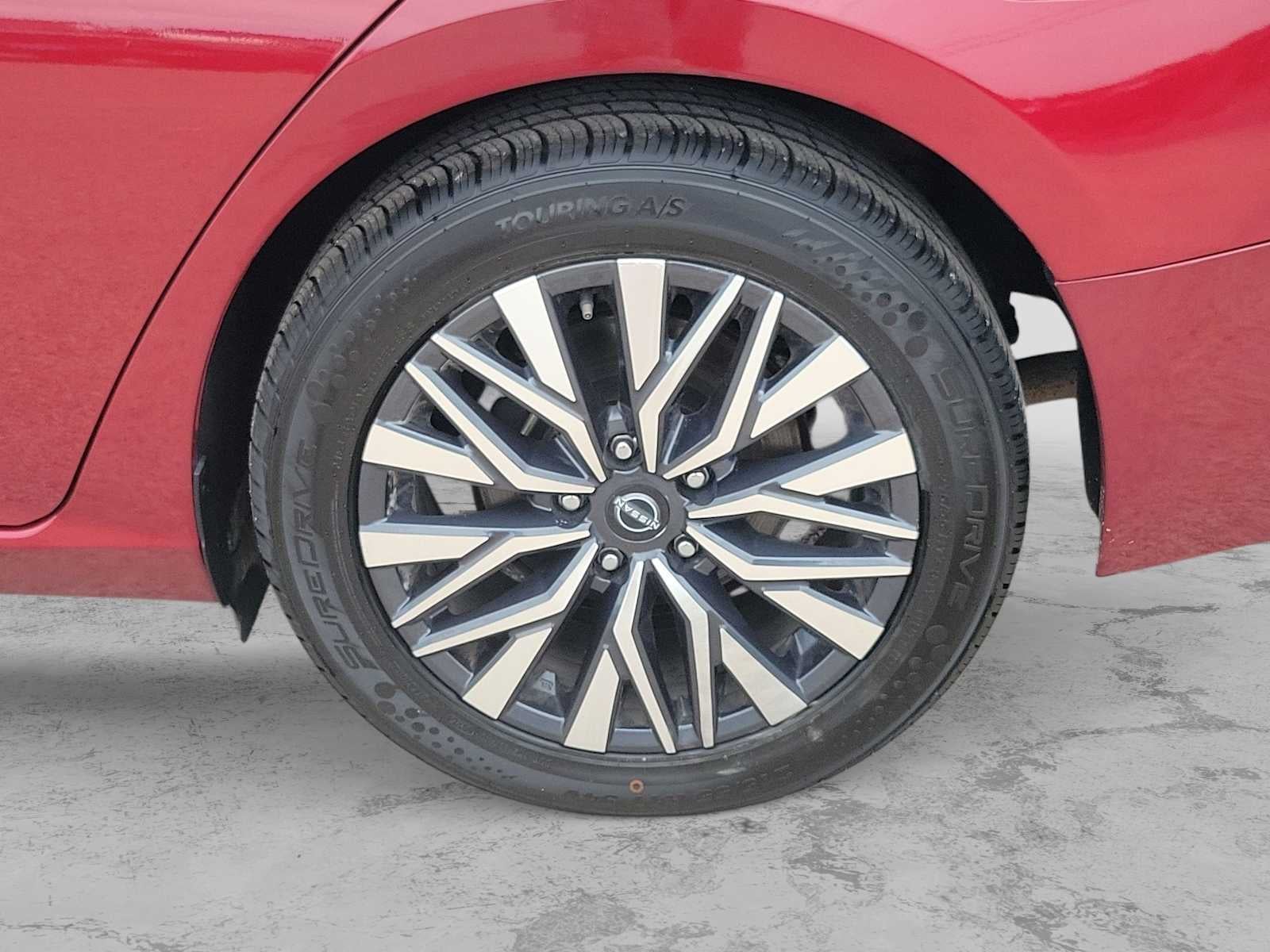 2024 Nissan Altima SV FWD