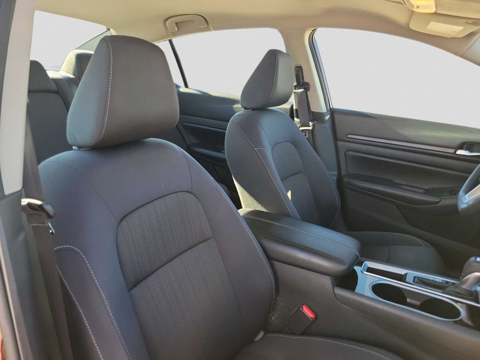 2024 Nissan Altima SV FWD