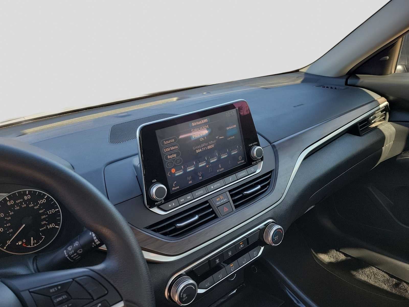 2024 Nissan Altima SV FWD