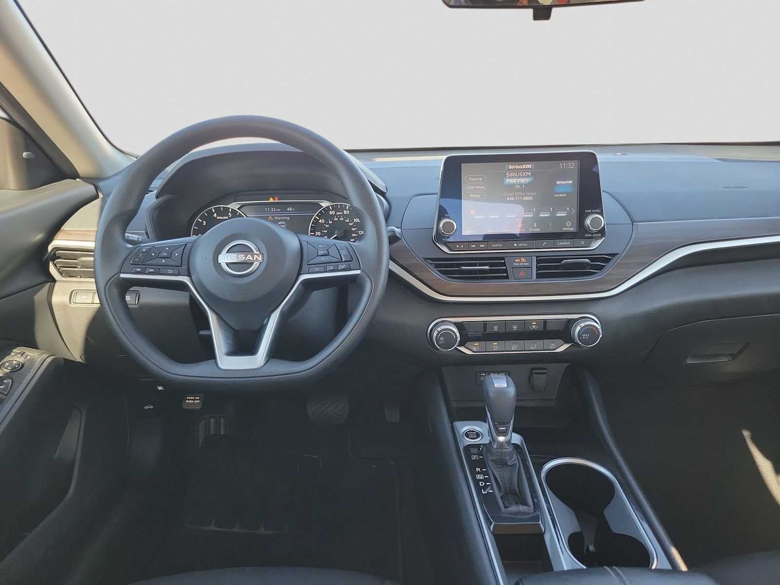 2024 Nissan Altima SV FWD