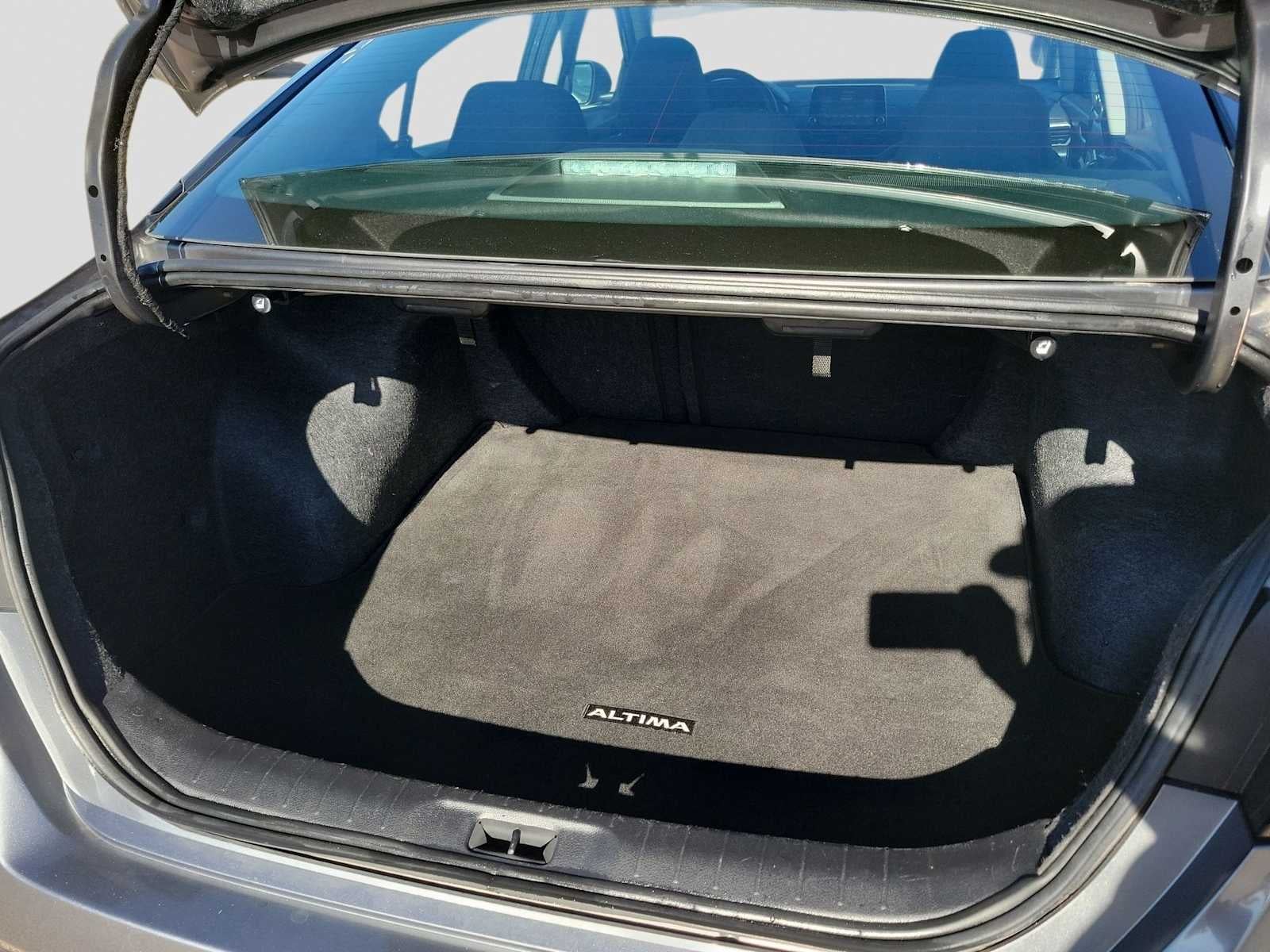 2024 Nissan Altima SV FWD