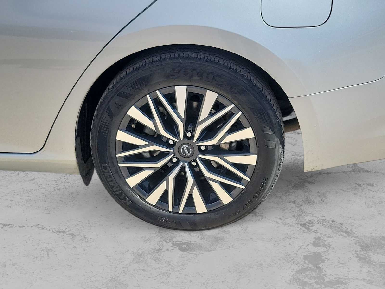 2024 Nissan Altima SV FWD