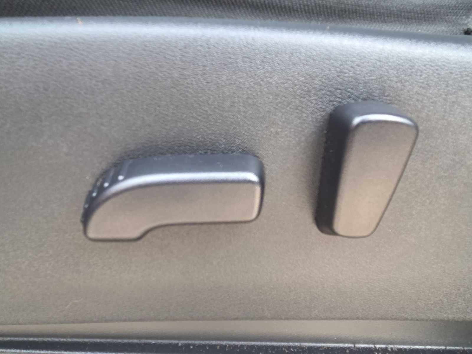 2023 Nissan Frontier Crew Cab PRO-X 4x2