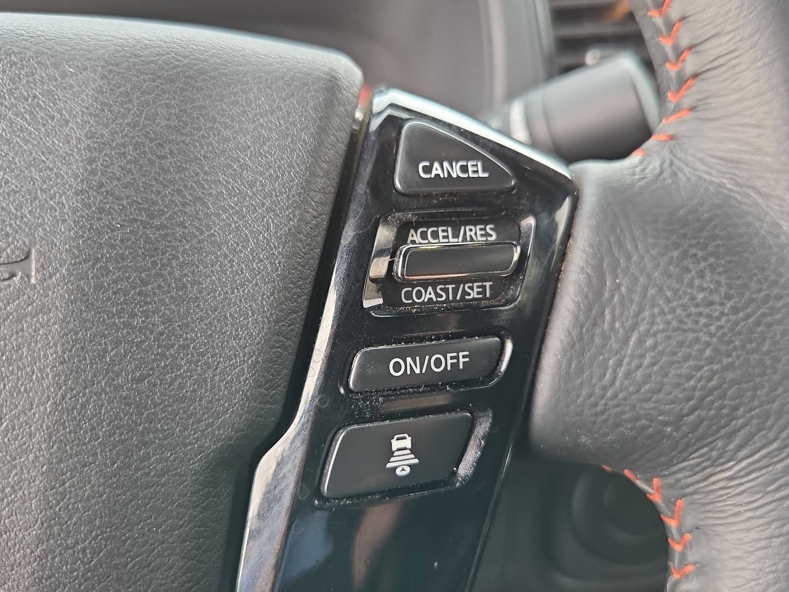 2023 Nissan Frontier Crew Cab PRO-X 4x2