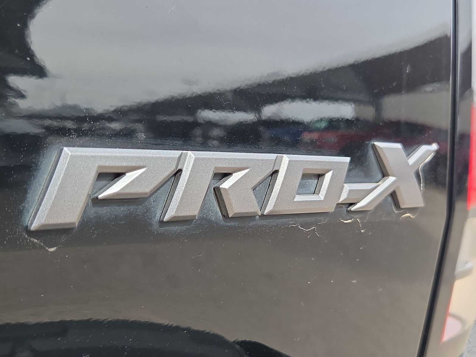 2023 Nissan Frontier Crew Cab PRO-X 4x2