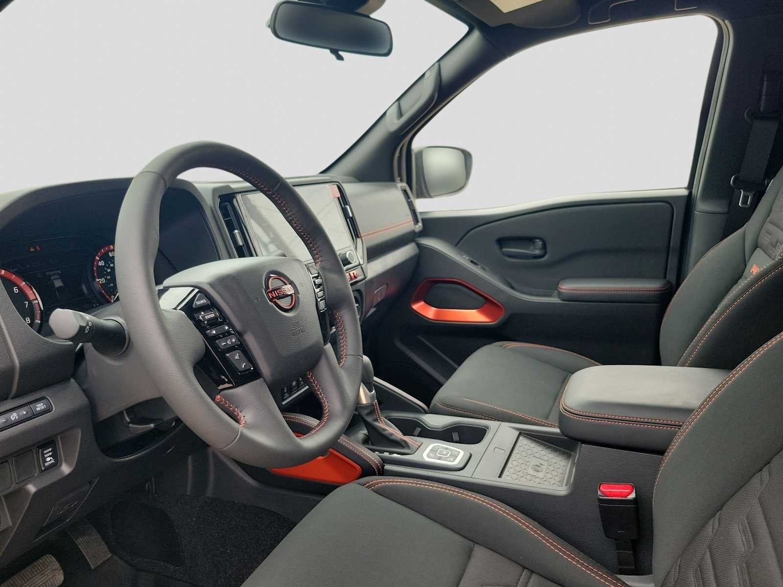 2026 Nissan Frontier Crew Cab PRO-4X 4x4