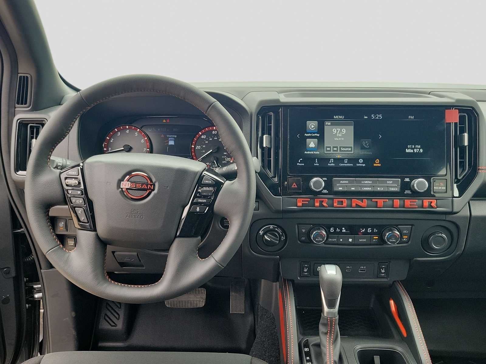 2026 Nissan Frontier Crew Cab PRO-4X 4x4