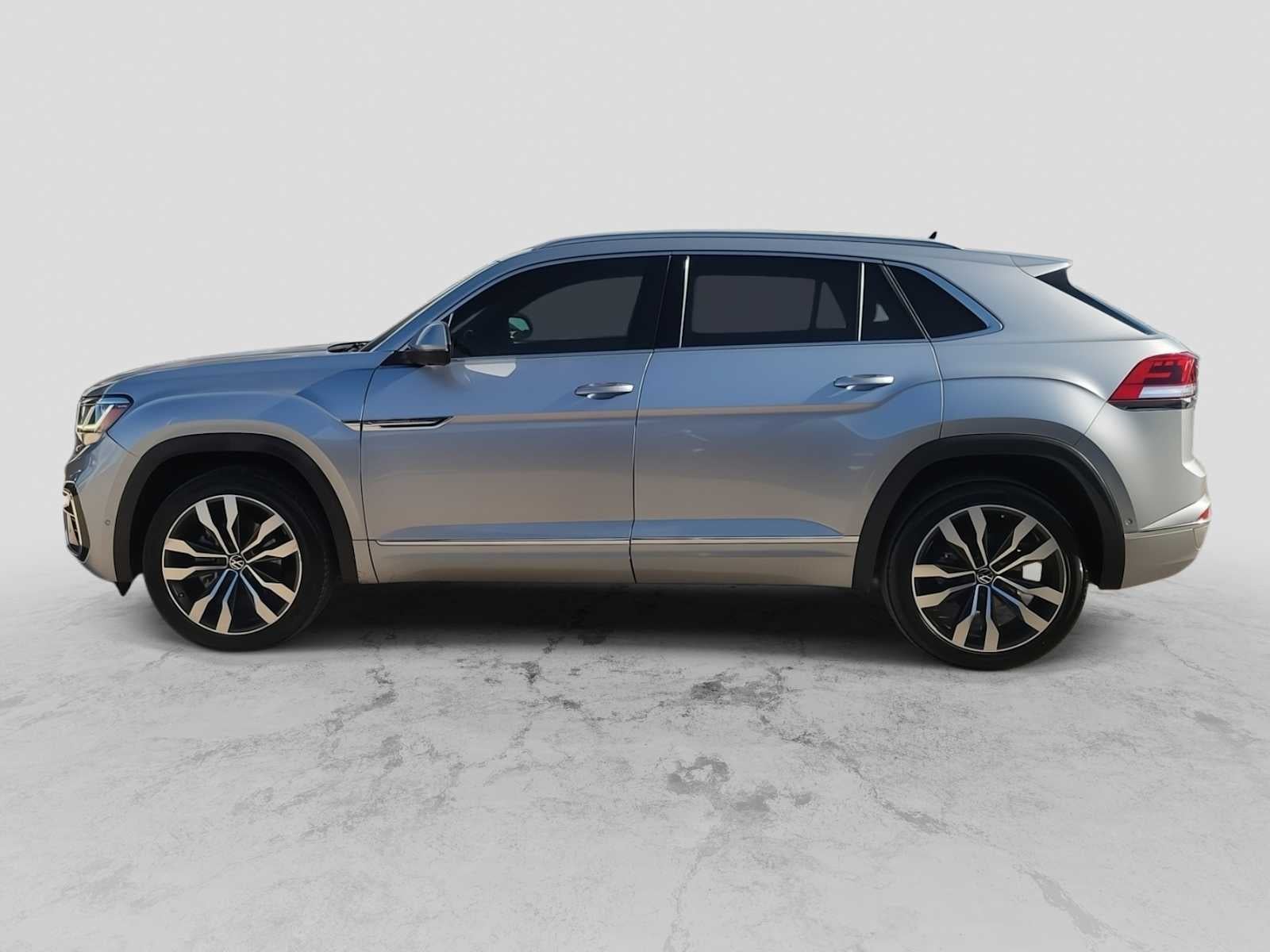 2022 Volkswagen Atlas Cross Sport 3.6L V6 SEL Premium R-Line