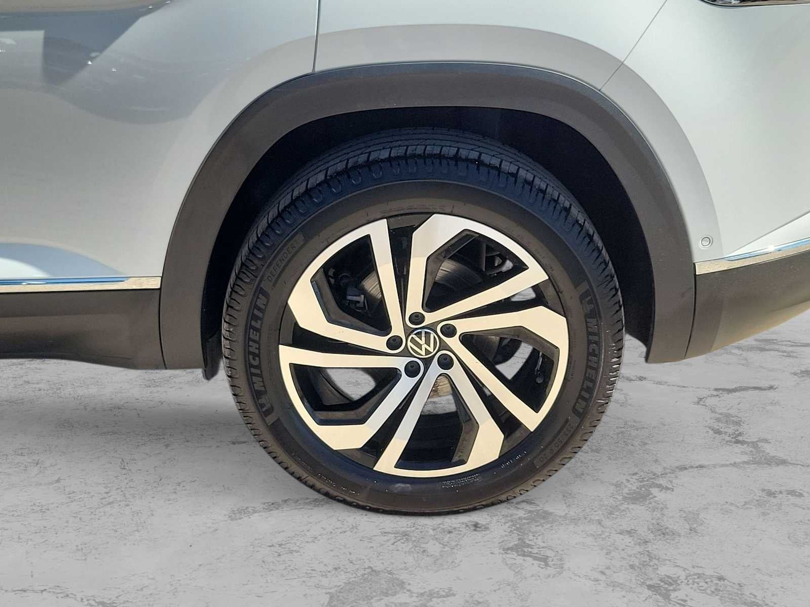 2021 Volkswagen Atlas Cross Sport 3.6L V6 SEL Premium