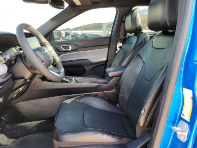 2023 Jeep Compass Latitude Lux FWD