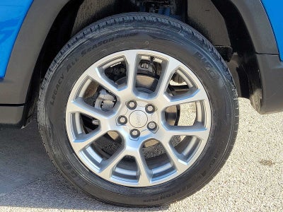 2023 Jeep Compass Latitude Lux FWD