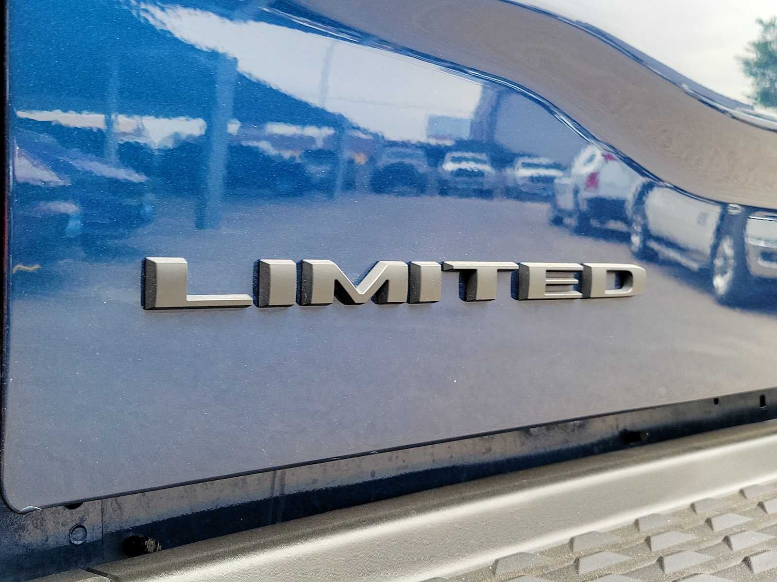 2022 RAM 3500 Limited Mega Cab 4x4 6'4' Box