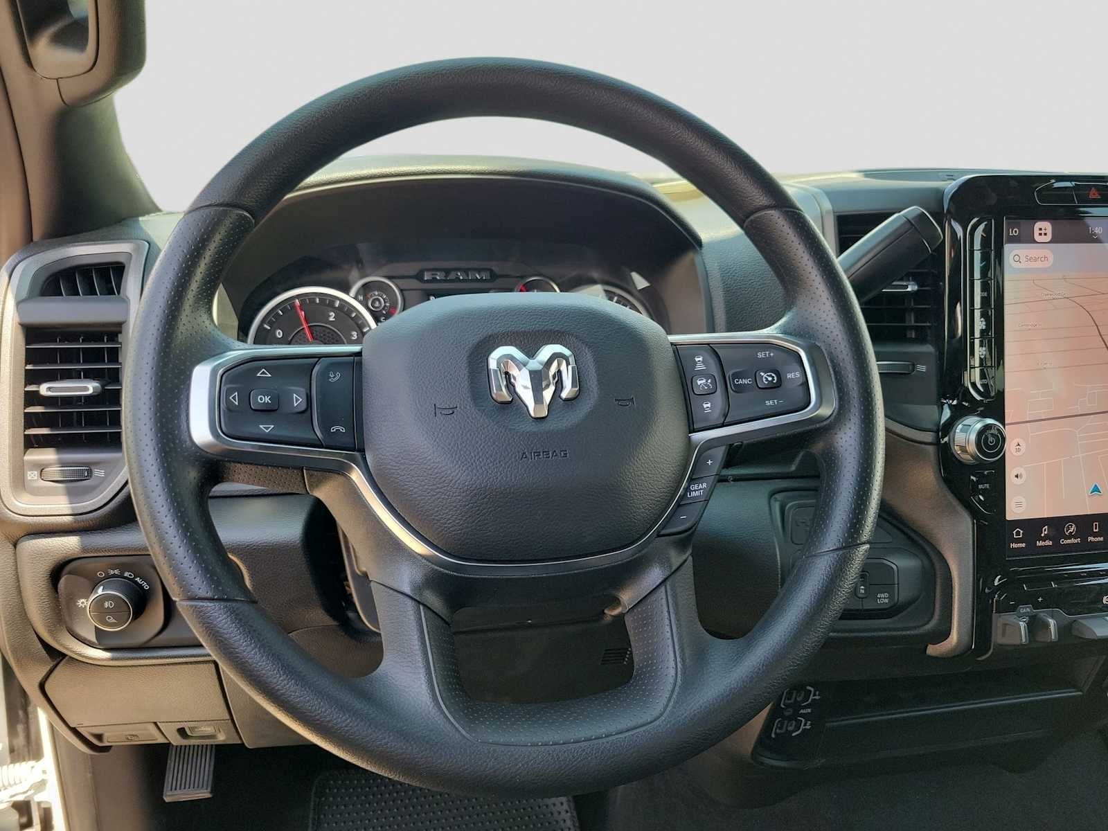 2026 RAM 2500 RAM 2500 TRADESMAN CREW CAB 4X4 6'4' BOX