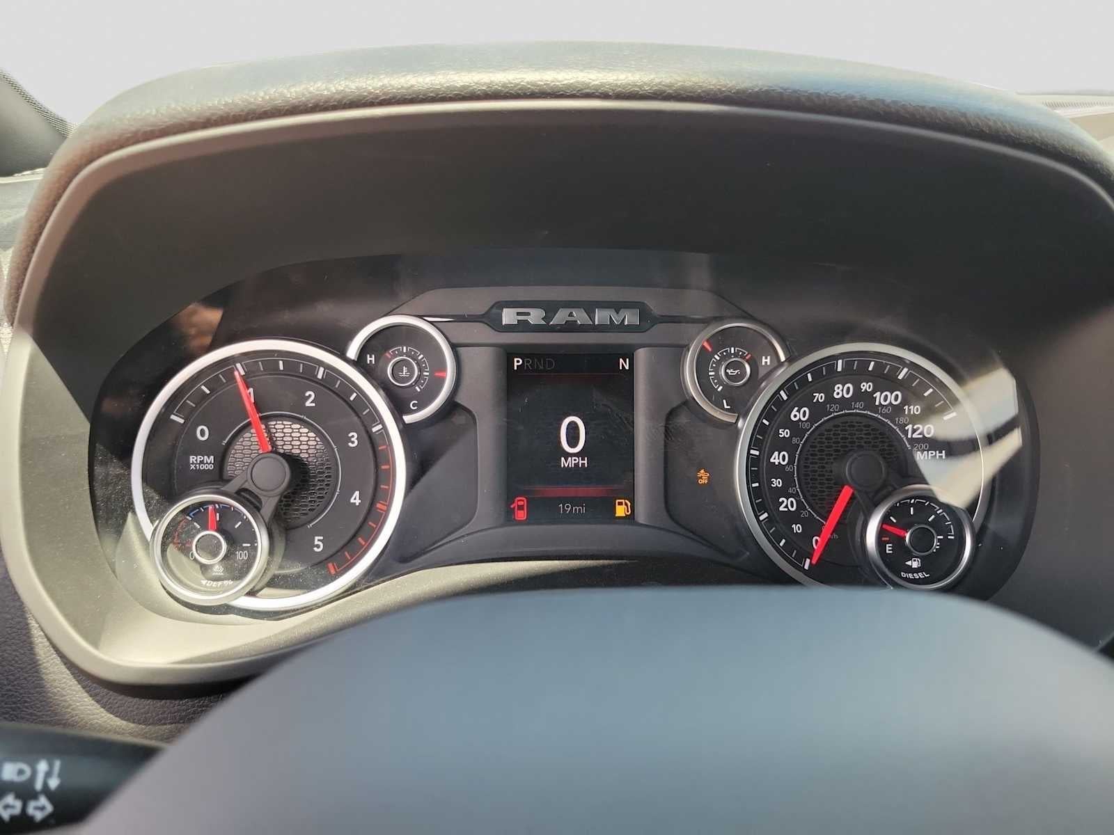 2026 RAM Ram 2500 RAM 2500 TRADESMAN CREW CAB 4X4 6'4' BOX