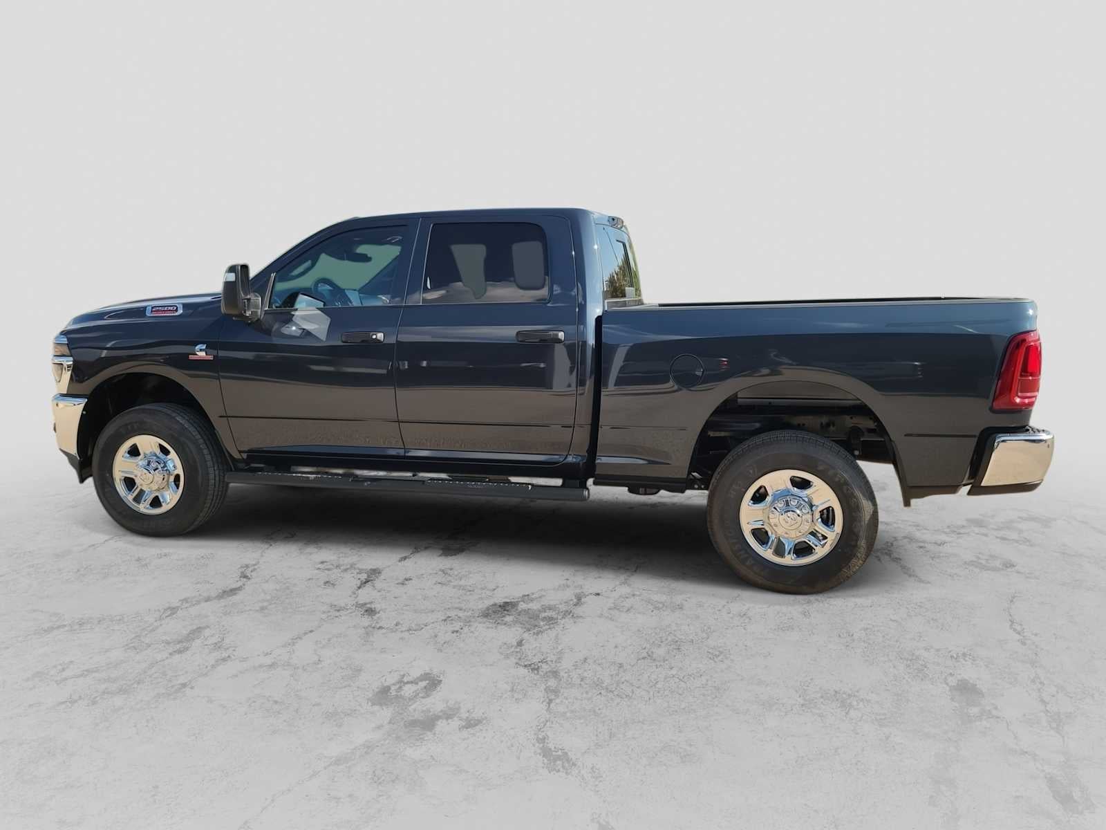 2026 RAM 2500 RAM 2500 TRADESMAN CREW CAB 4X4 6'4' BOX
