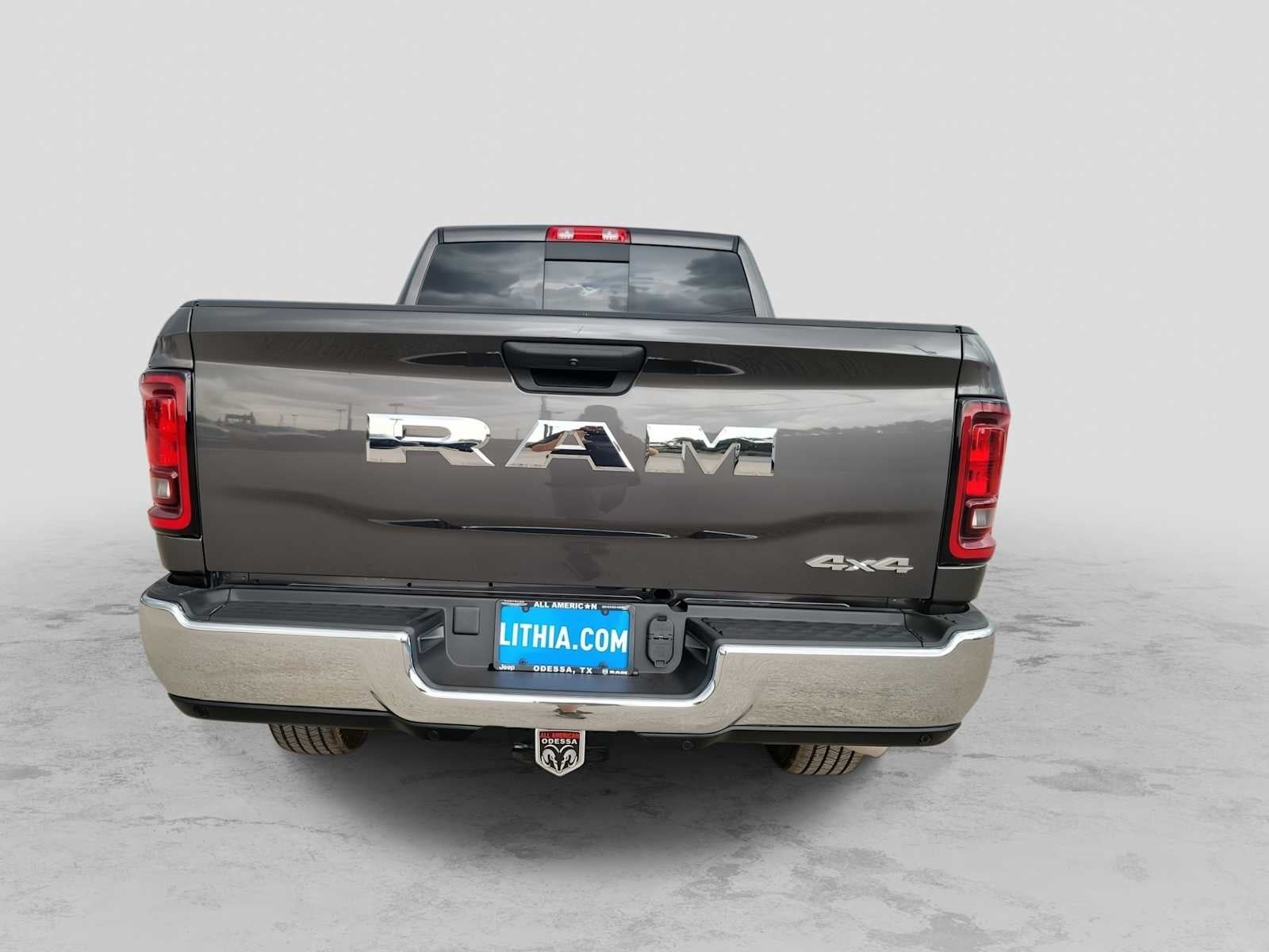 2026 RAM 2500 RAM 2500 TRADESMAN CREW CAB 4X4 6'4' BOX