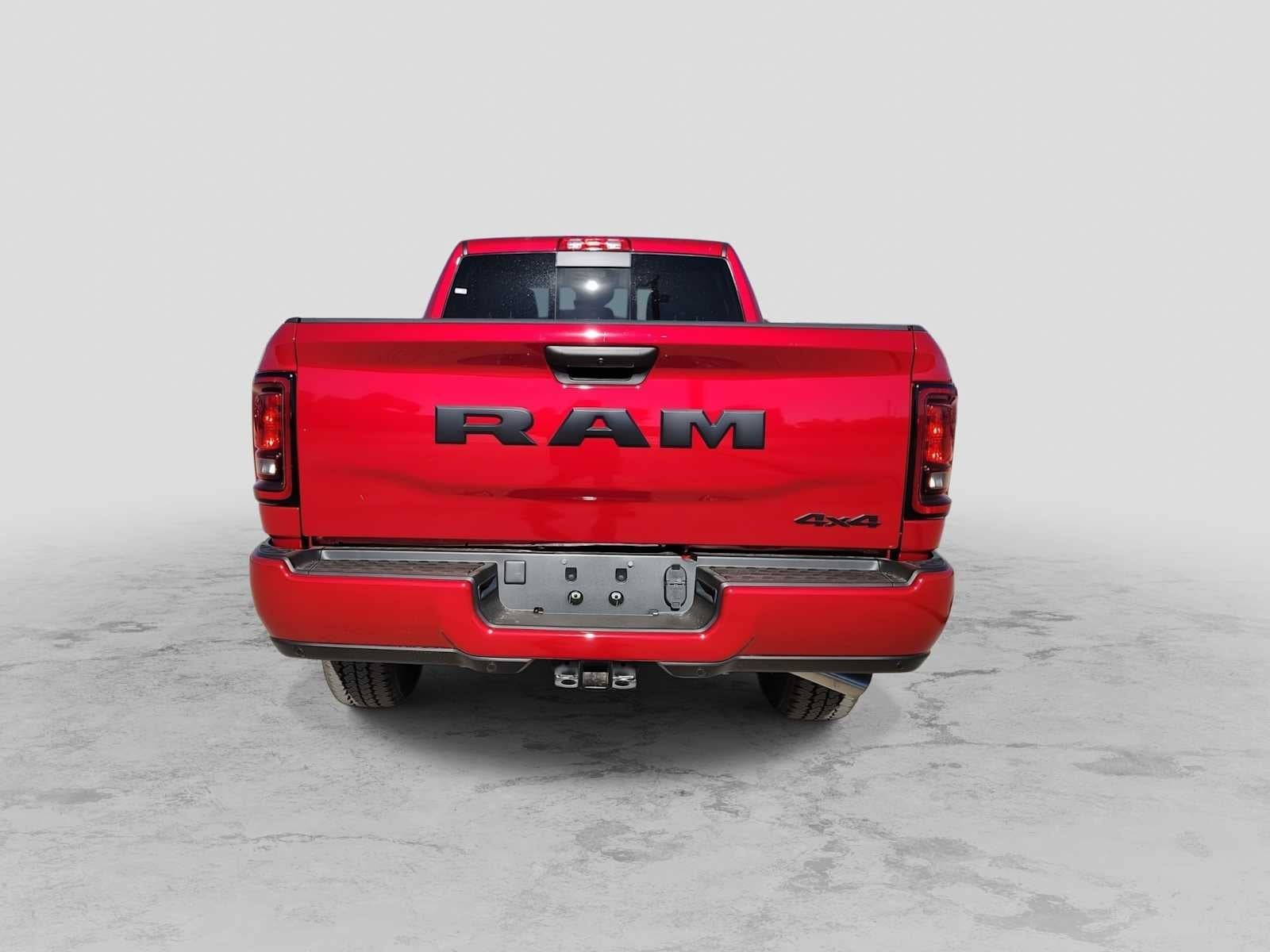 2026 RAM 2500 RAM 2500 BLACK EXPRESS CREW CAB 4X4 6'4' BOX
